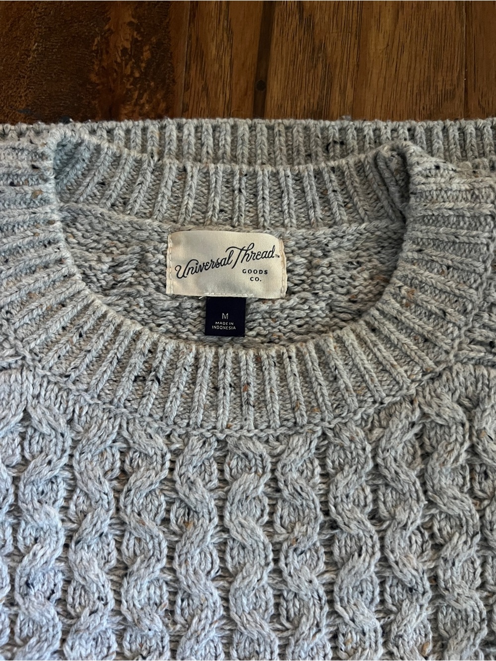 Universal Thread Light Gray Cable Knit Crewneck Sweater
